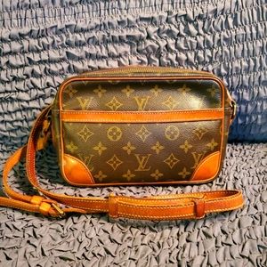 Louis Vuitton crossbody